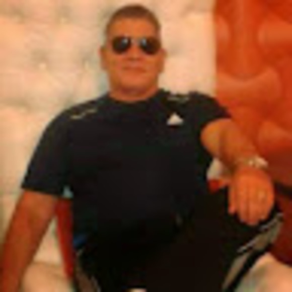 Meet your Posher, José luis - Picture 1 of 1